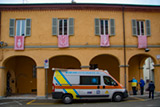 09